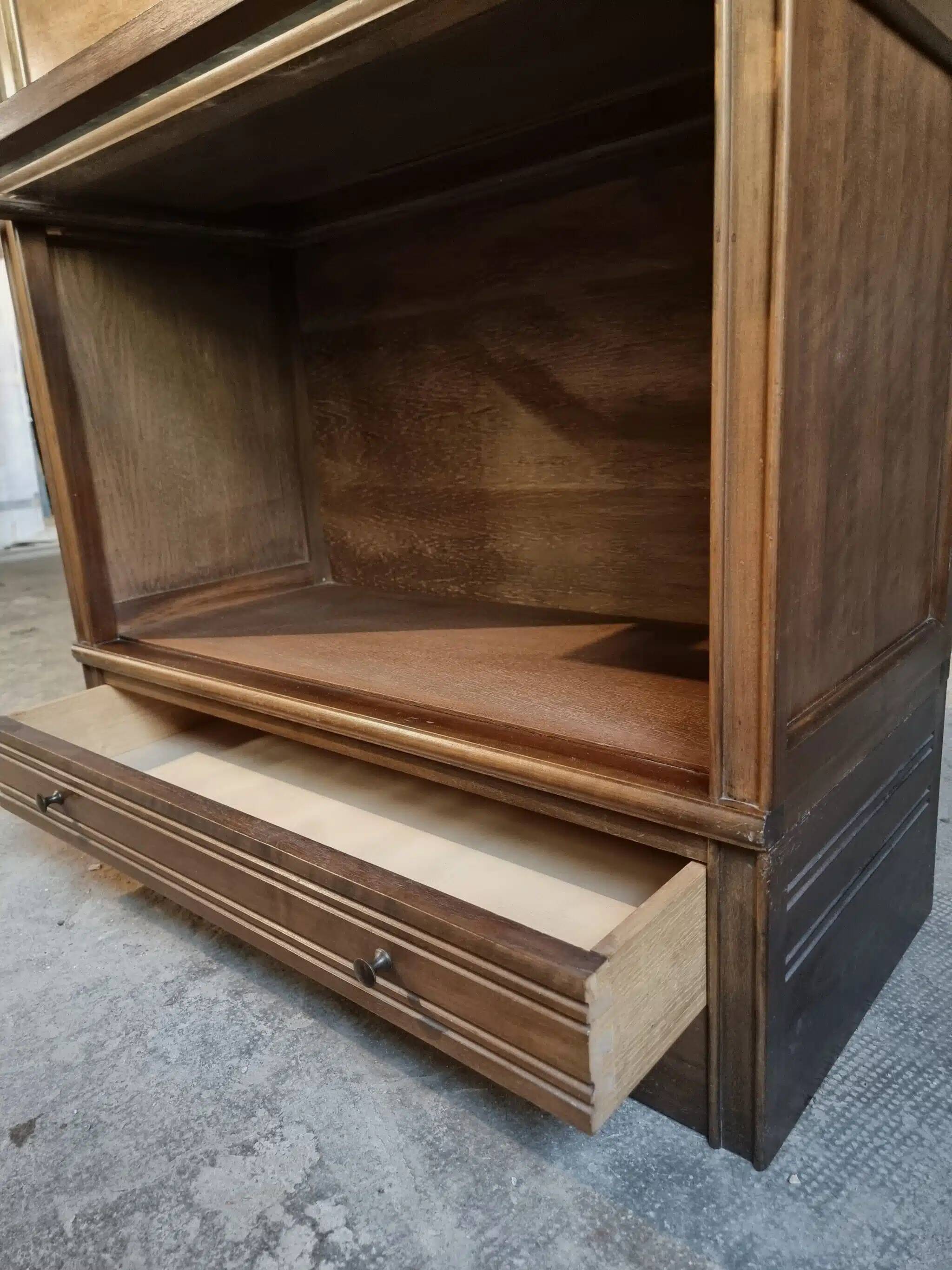 Vintage Globe Wernicke drinks buffet, modular mahogany bar cabinet, 1960s display case.