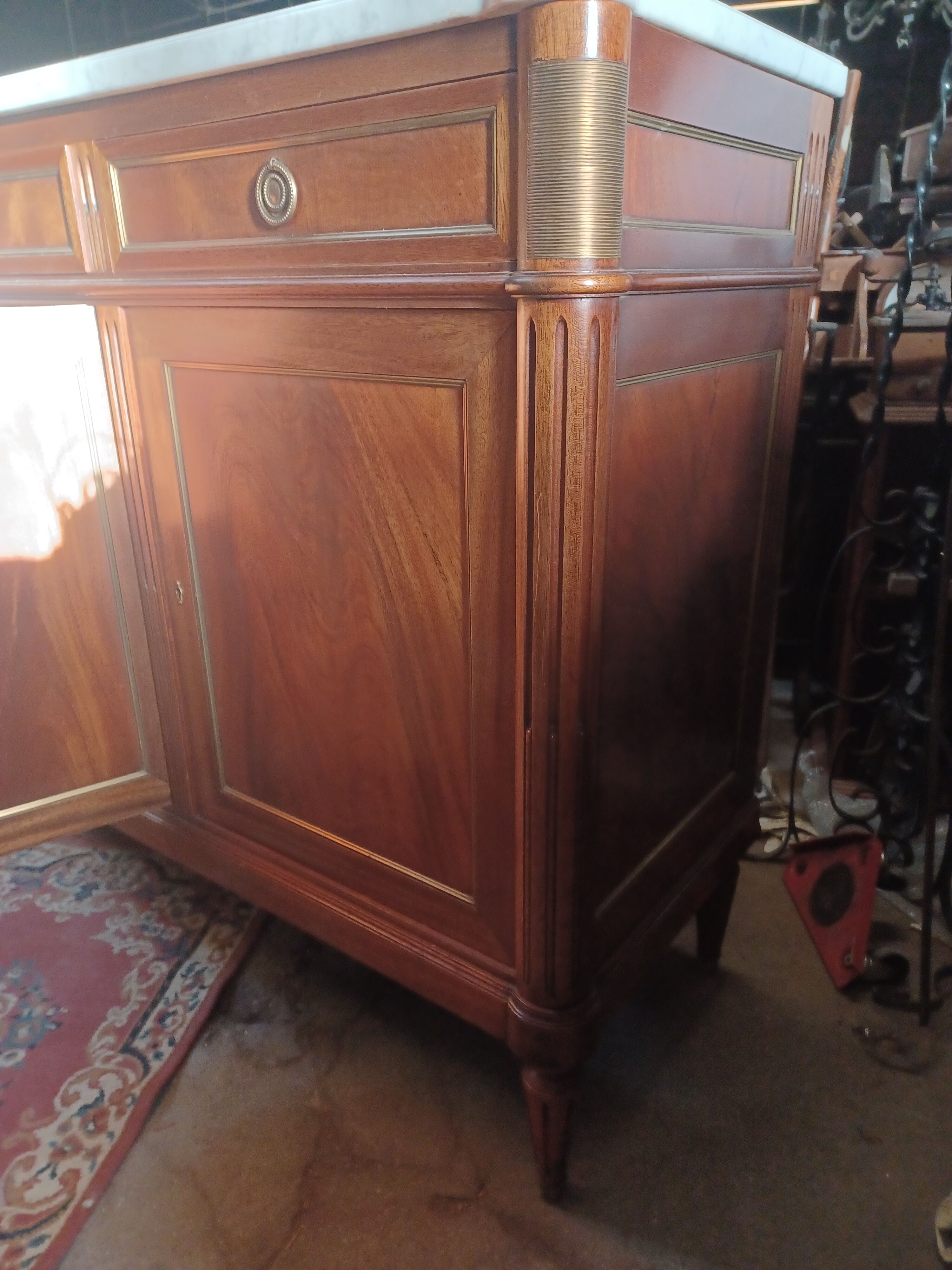 Enfilade style Louis XVI