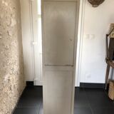 Vintage parisien cabinet