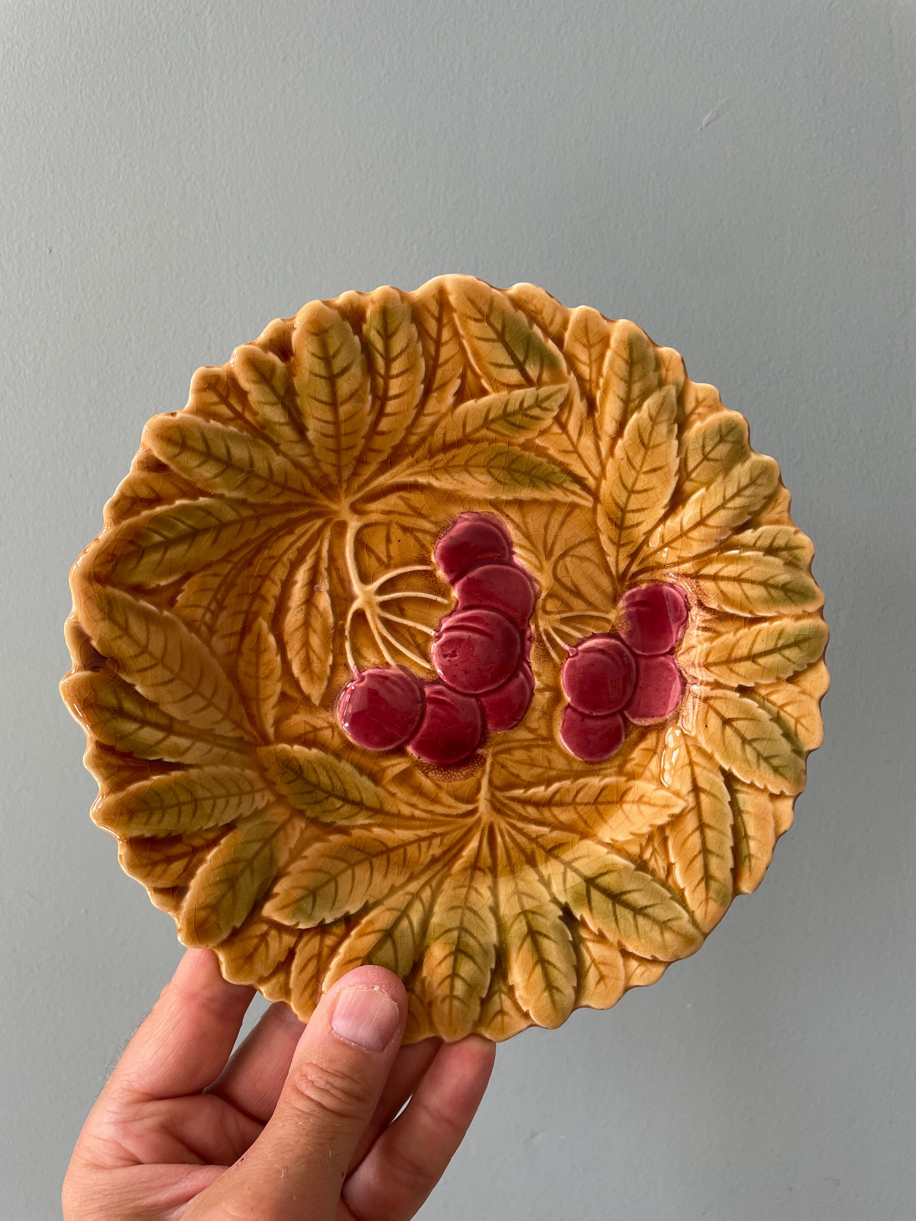 2 fruit plates, slurries, Sarreguemines France