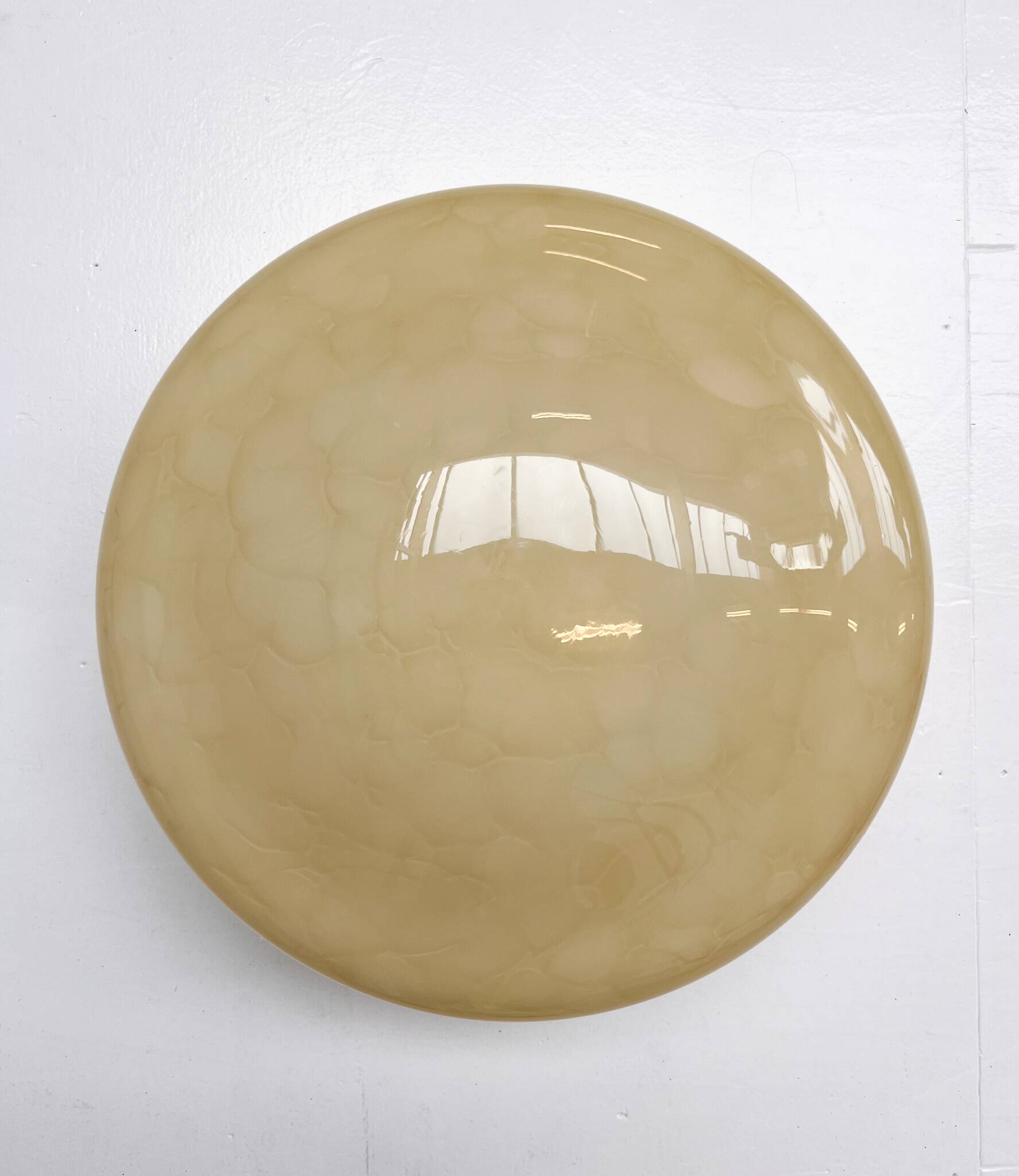 Glass Art Deco bee hive lamp, 1930s