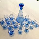 Set carafe et 20 verres art déco myosotis