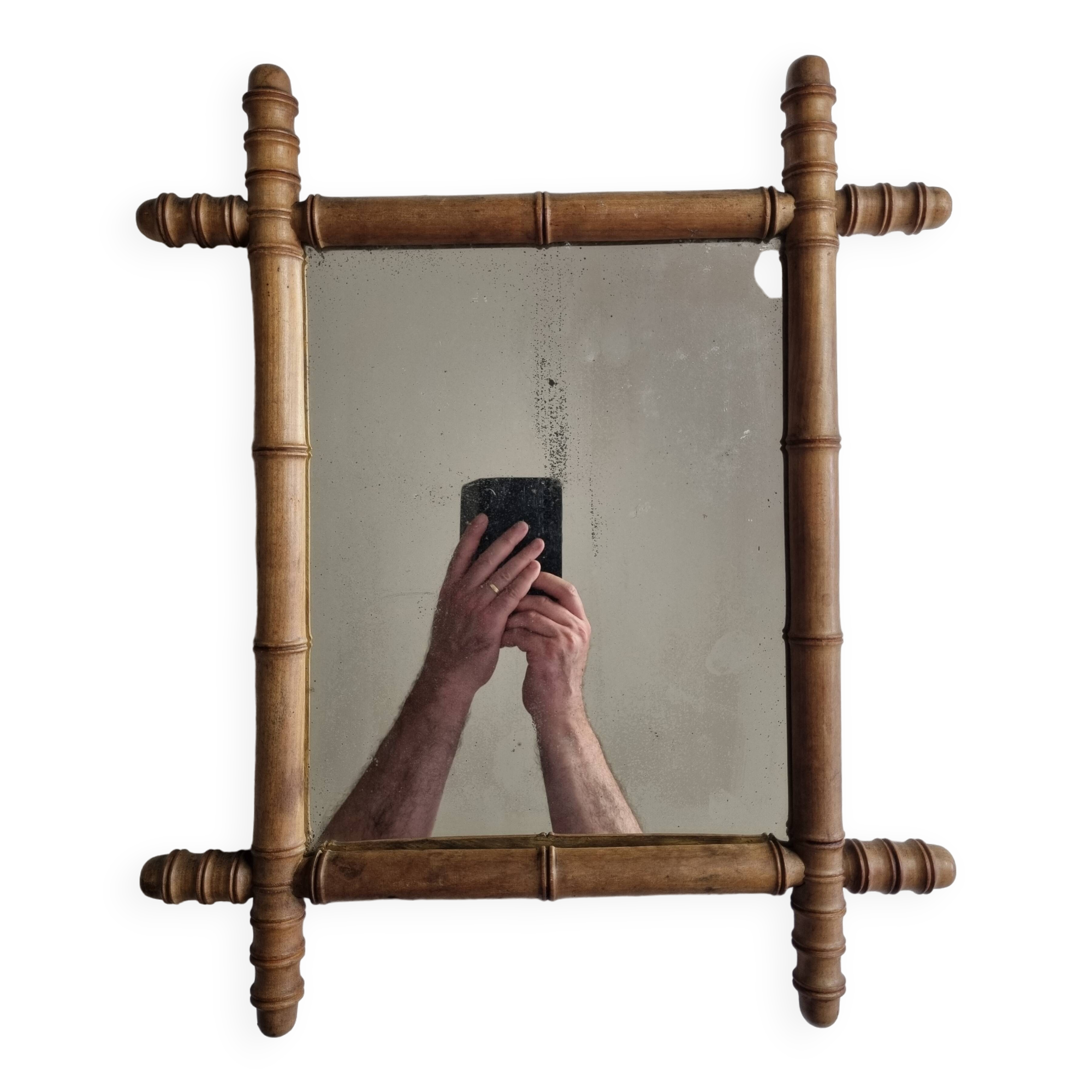 Miroir en bois tourné à l'imitation du bambou, des années 20-30, 42 x 49 cm