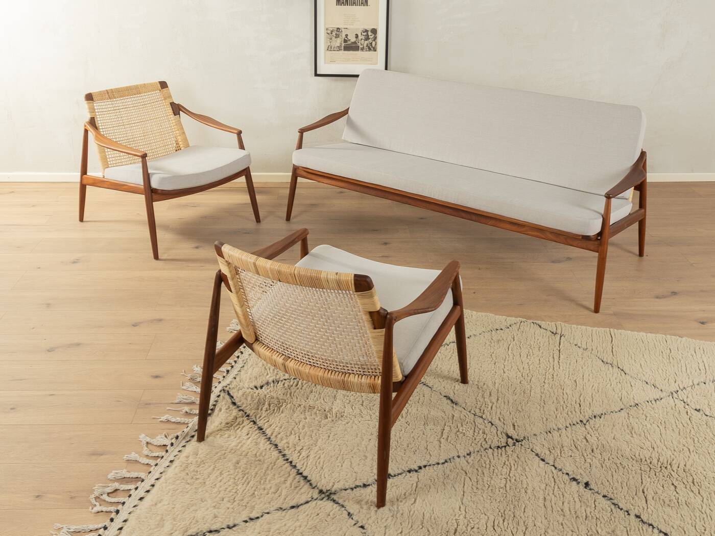 Exclusive furniture suite