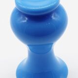 Vase en opaline bleu