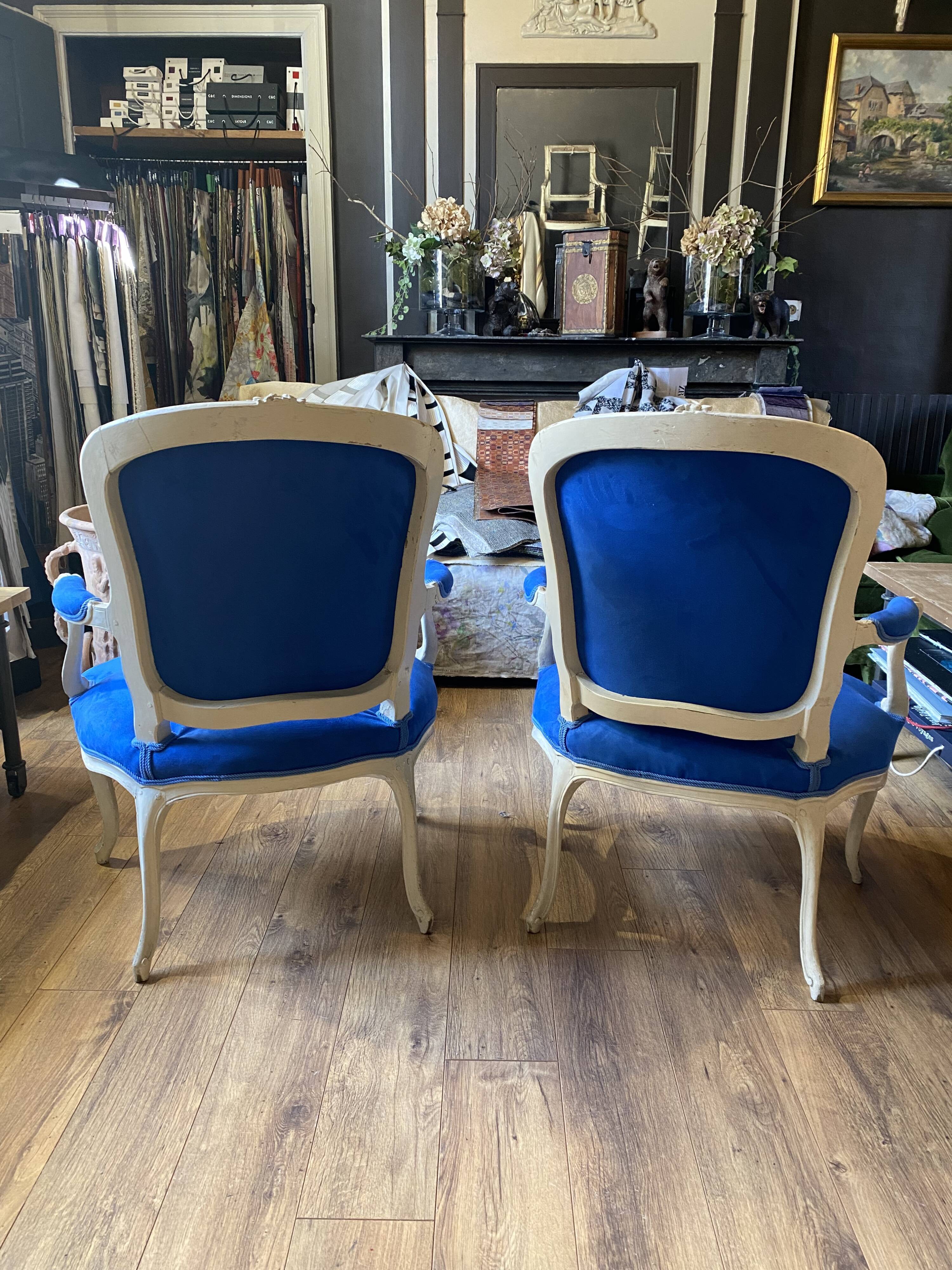 Pair of vintage Louis XV style armchairs