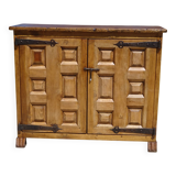 Petit et ancien buffet toscan