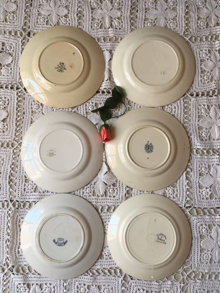 Six flowery old plates in green and blue