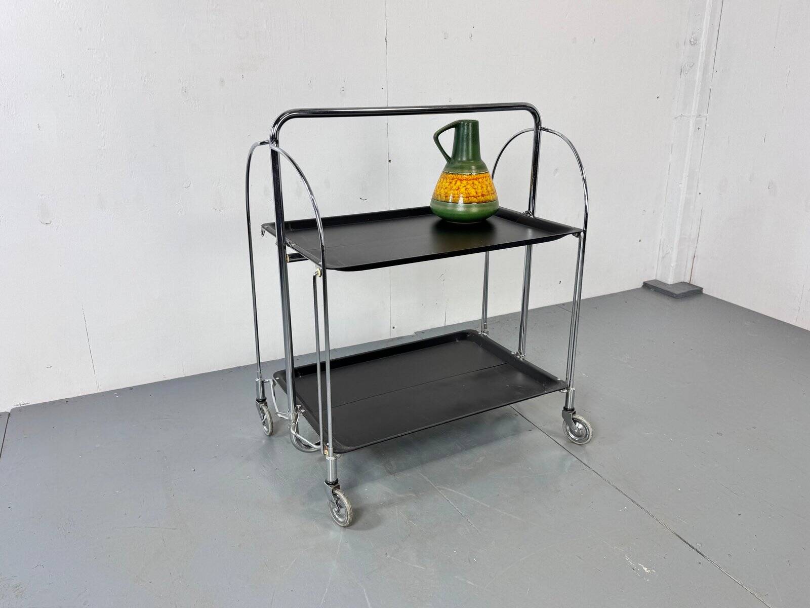 Mid-century Bauhaus Dinett foldable serving trolley from Bremshey Solingen, 1960s