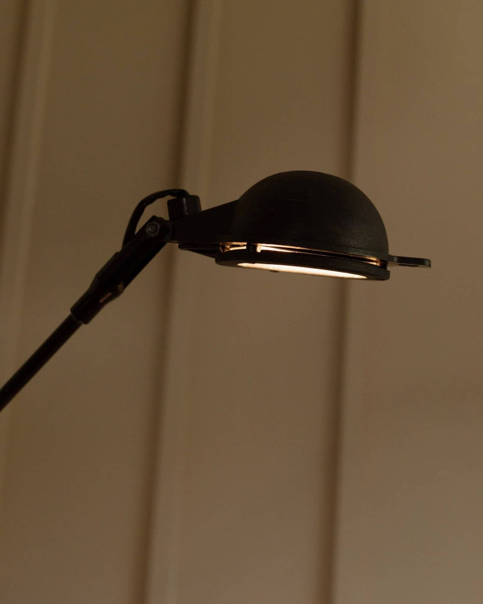 Black steel and plastic TPB table lamp, Model 3014, Postmodern Memphis design, Italy 1980s