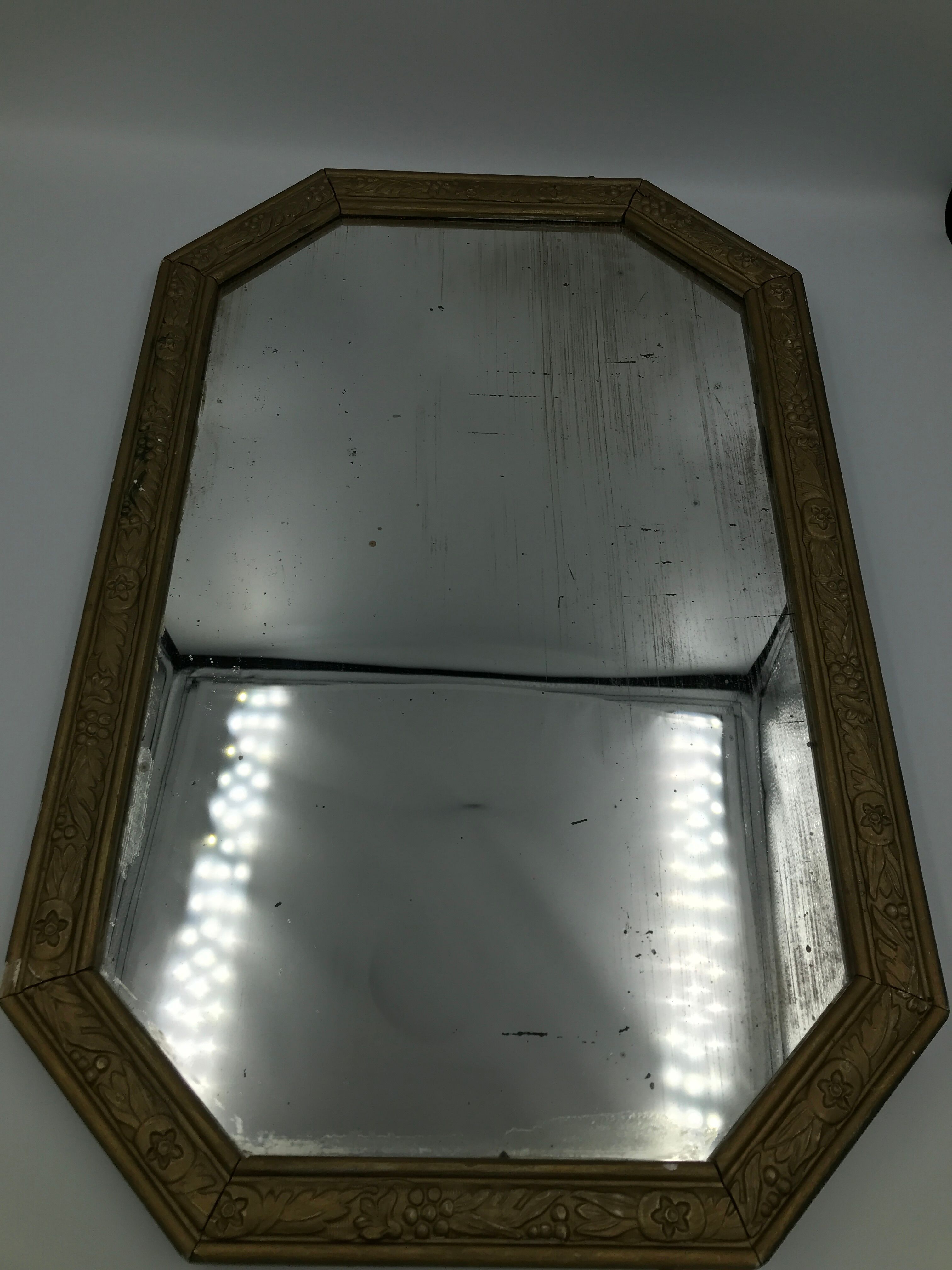 Miroir ancien en bois décor doré vintage - 31x49cm