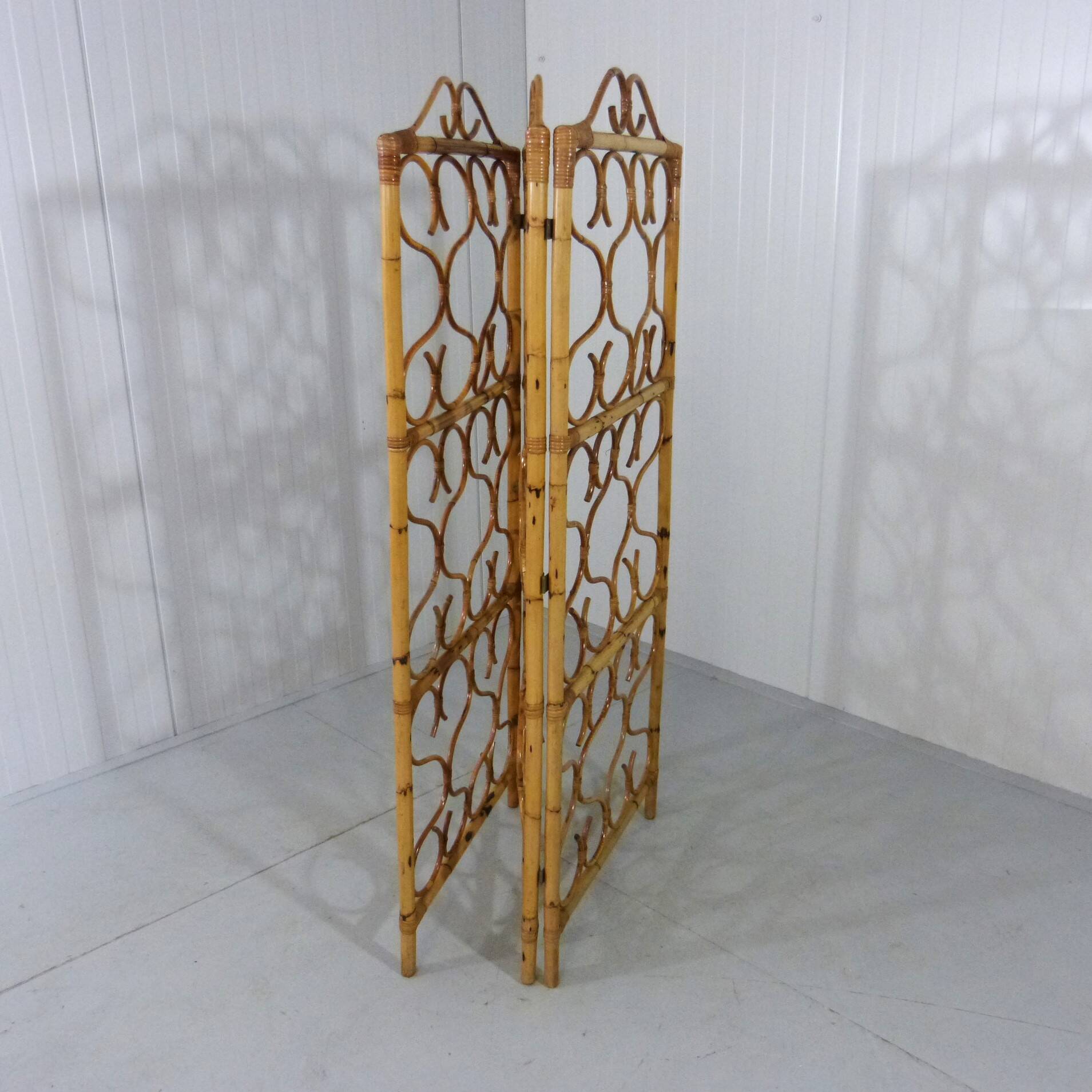 Rattan roomdivider folding screen Italy 1960’s