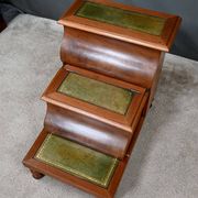 Victorian Library Step Stool in Mahogany, England – 2nd half of the 19th century