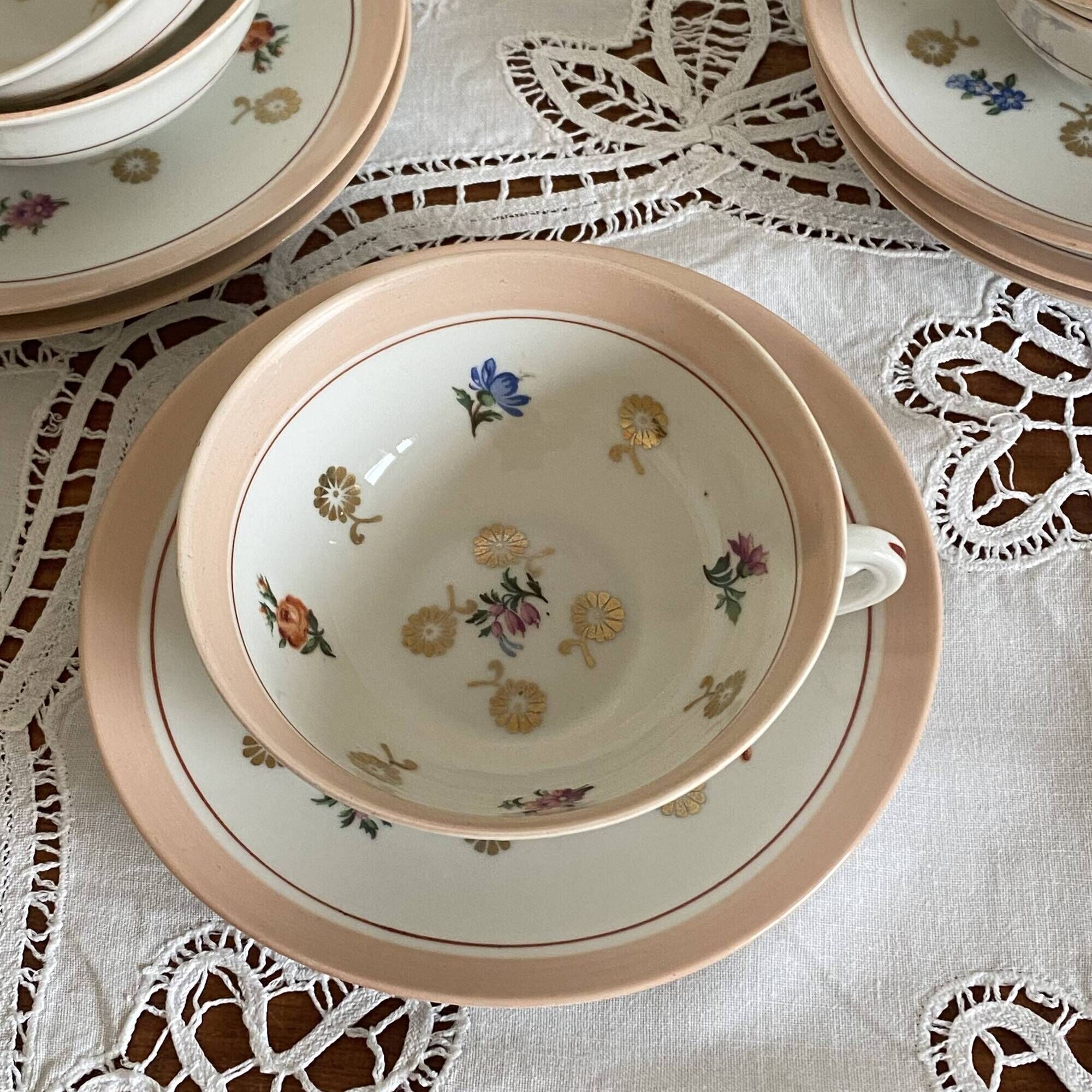 Set of 6 coffee, tea, chocolate cups, antique Limoges porcelain