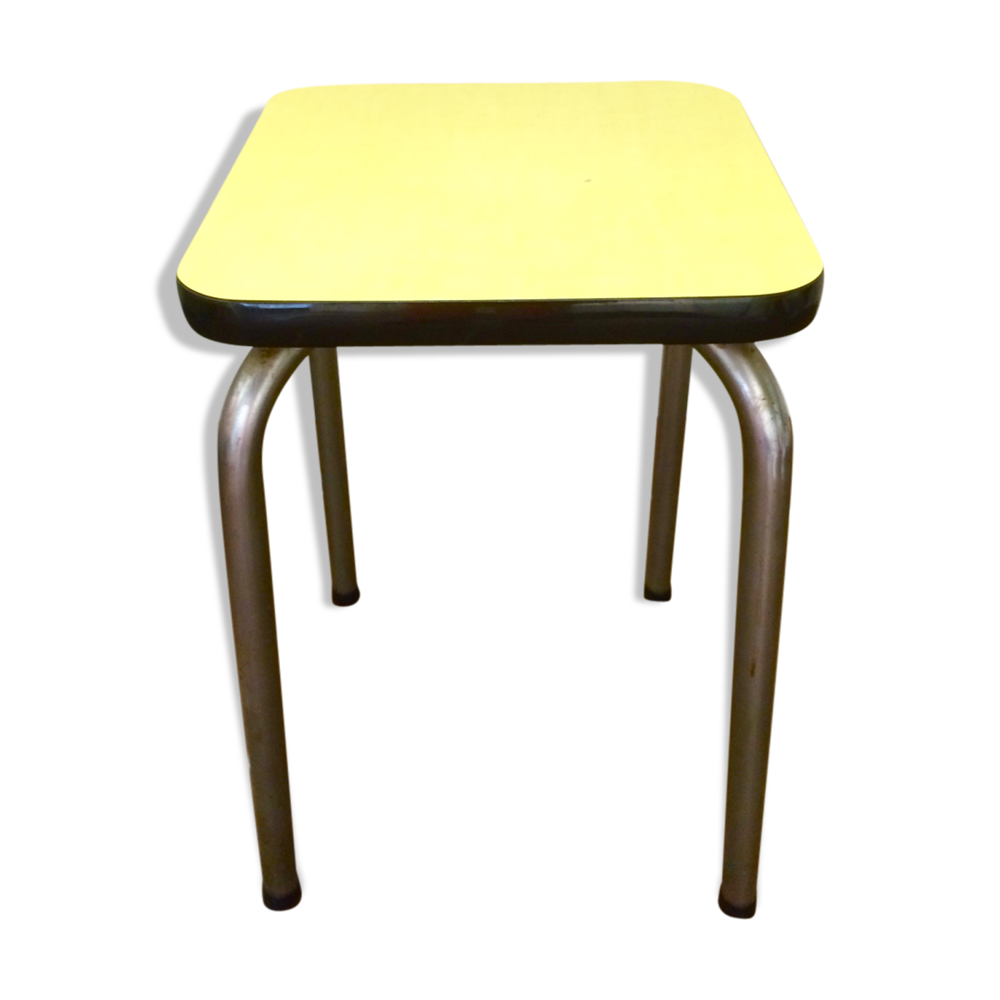Tabouret en formica jaune