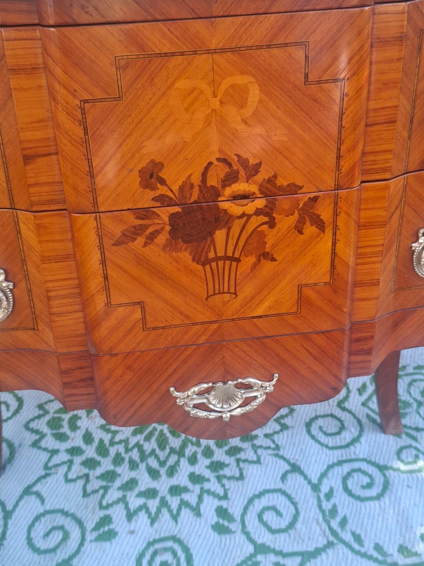 Commode en marqueterie 8