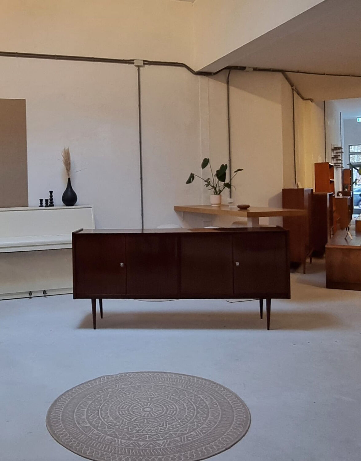 Buffet du milieu du siècle