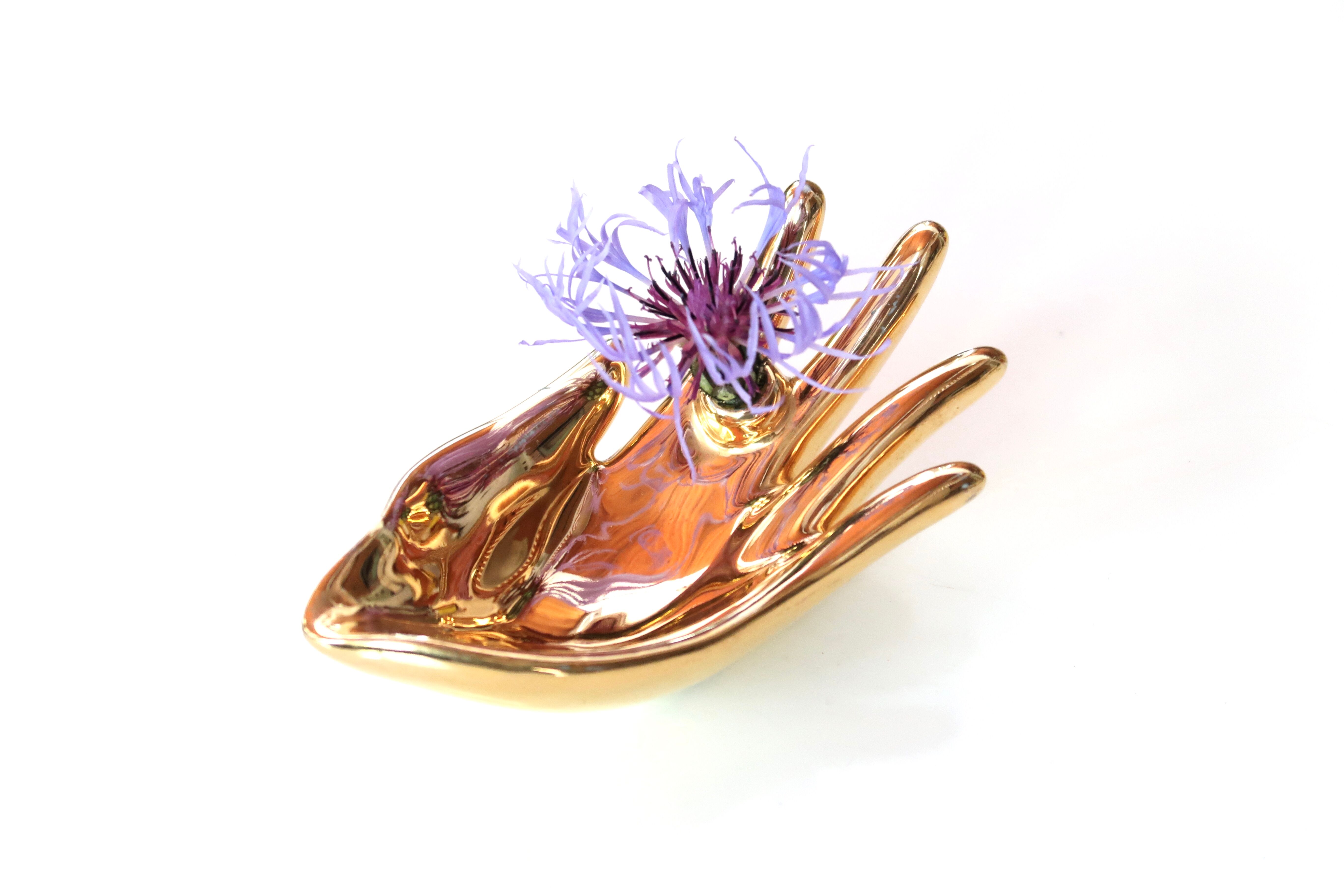 Empty golden pocket "hand" porcelain, 70s