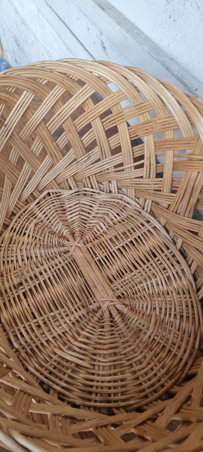 Vintage wicker basket