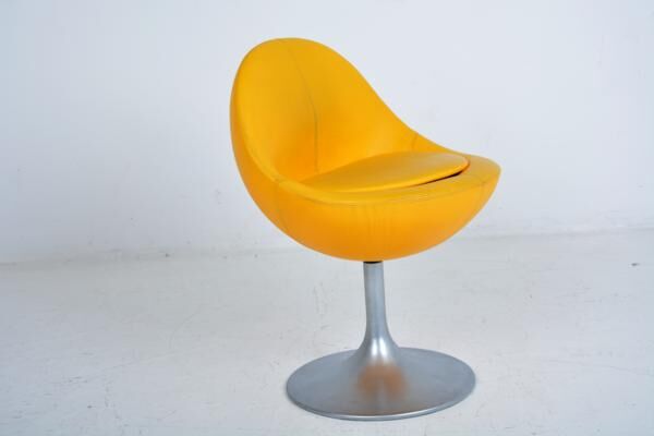 Armchair of Börje Johansson and edited by Johanson Design in Sweden Datant of the 1960s