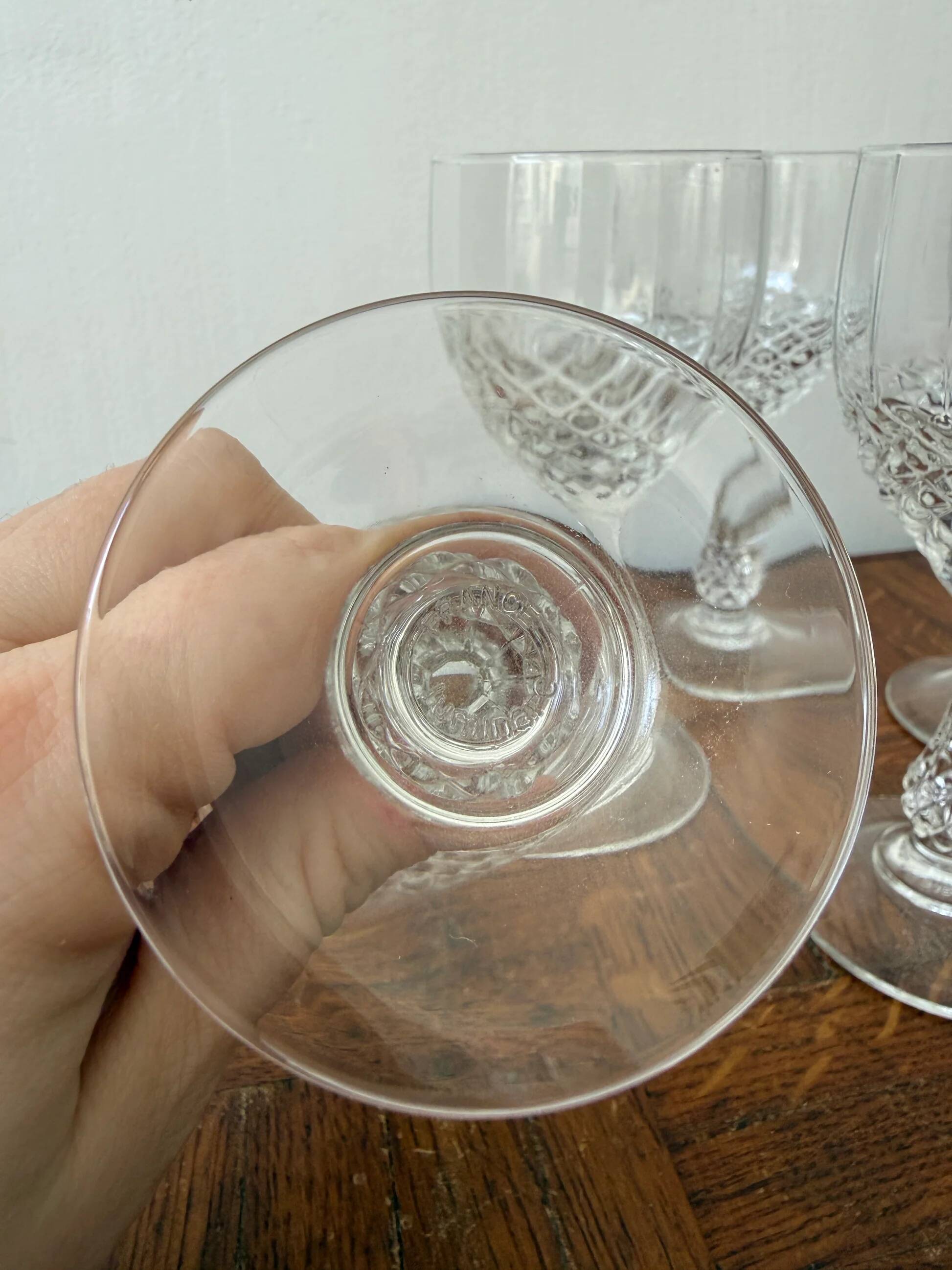 Set of 6 Luminarc wine glasses - Made in France