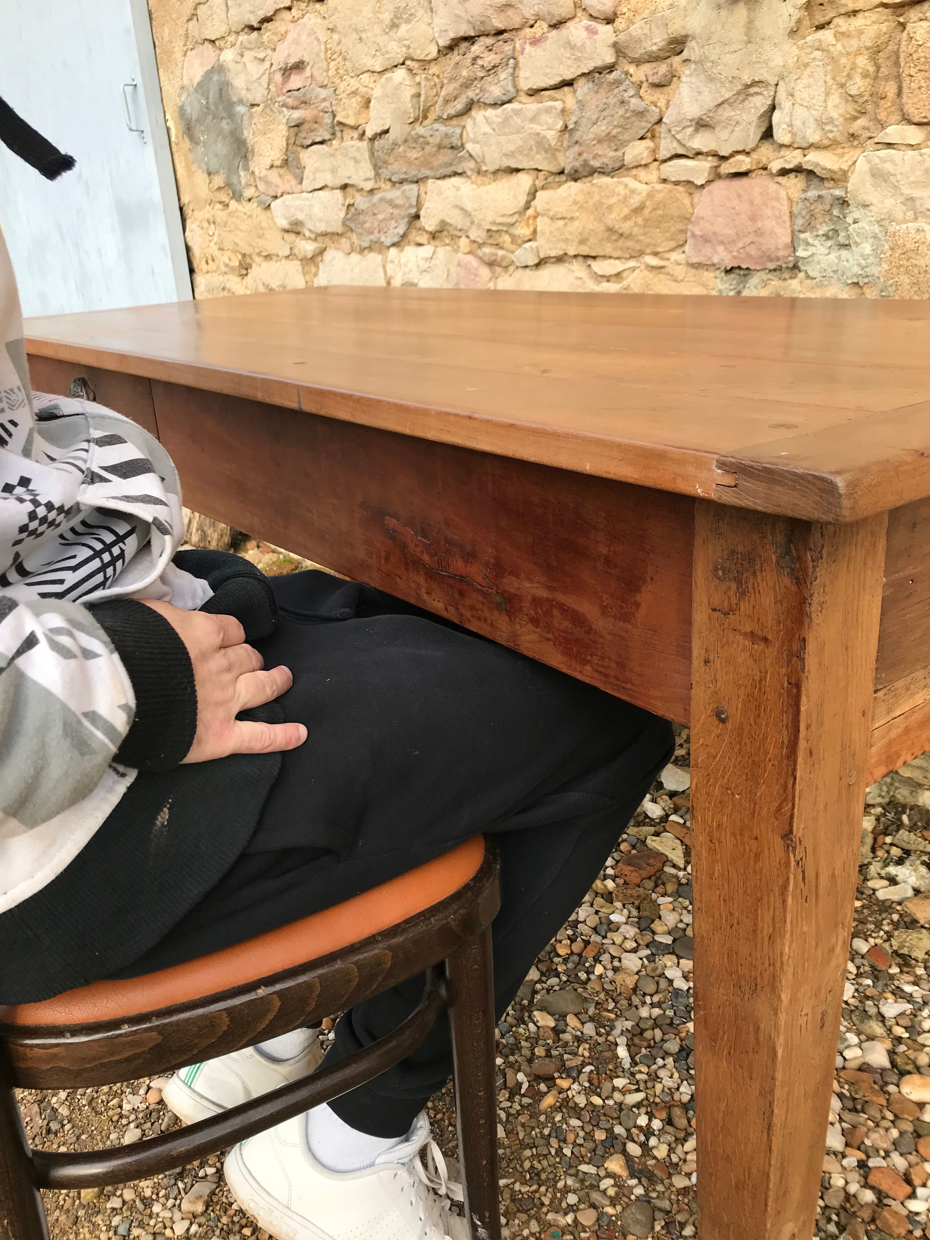 Former 19th century farm in poirier table