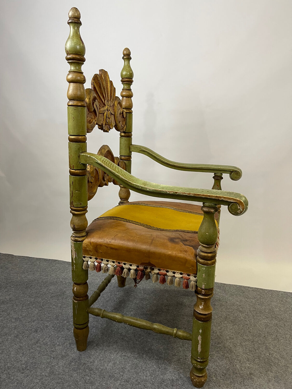 Baroque throne armchair