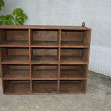 Hanging or laying locker