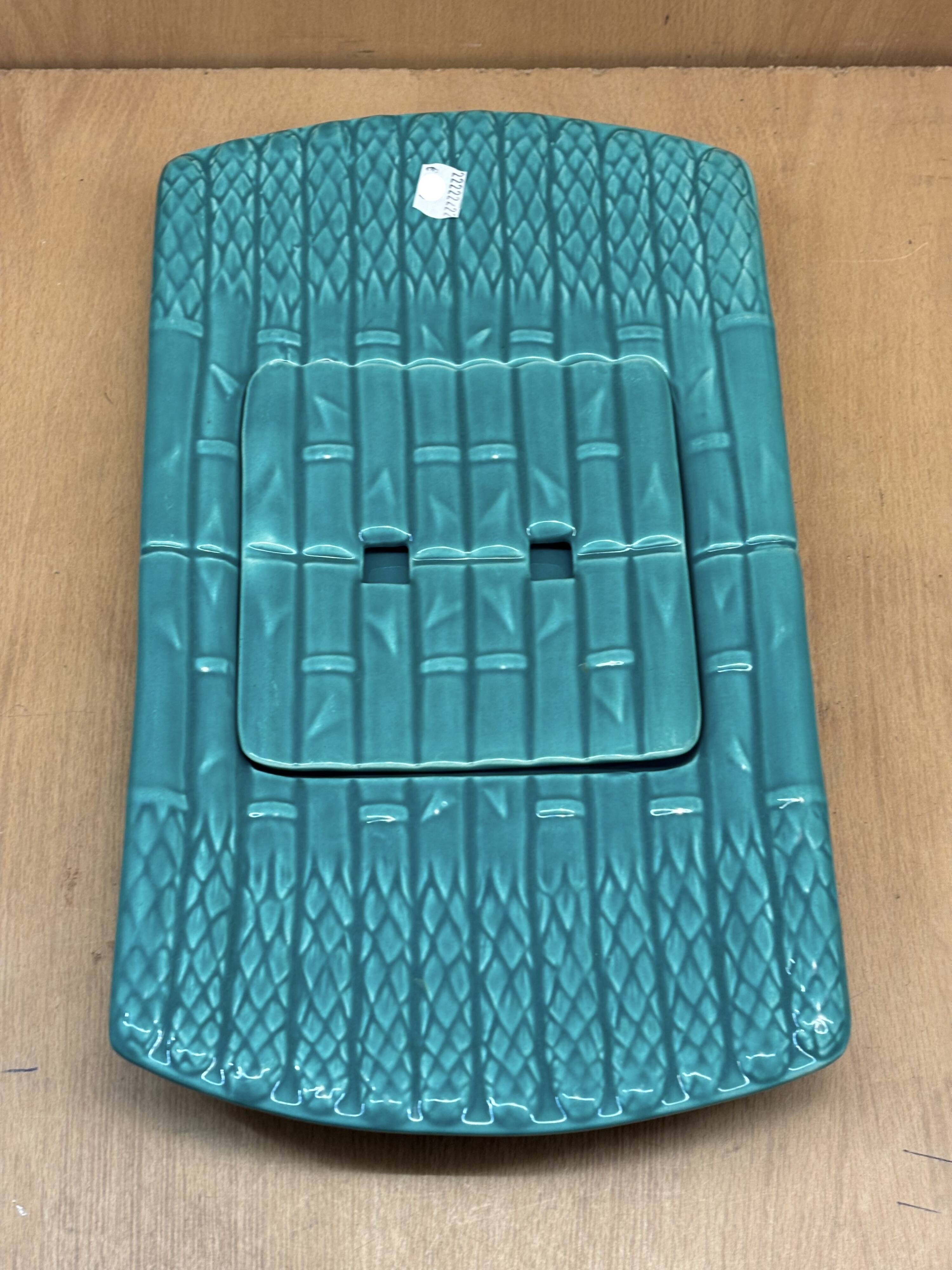 Slush asparagus dish with drainer