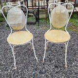 Paire de chaises de jardin en fer forgé