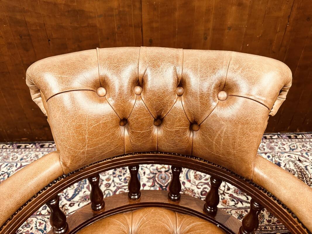 Ensemble de chaises de bureau Chesterfield English Captain Chairs marron