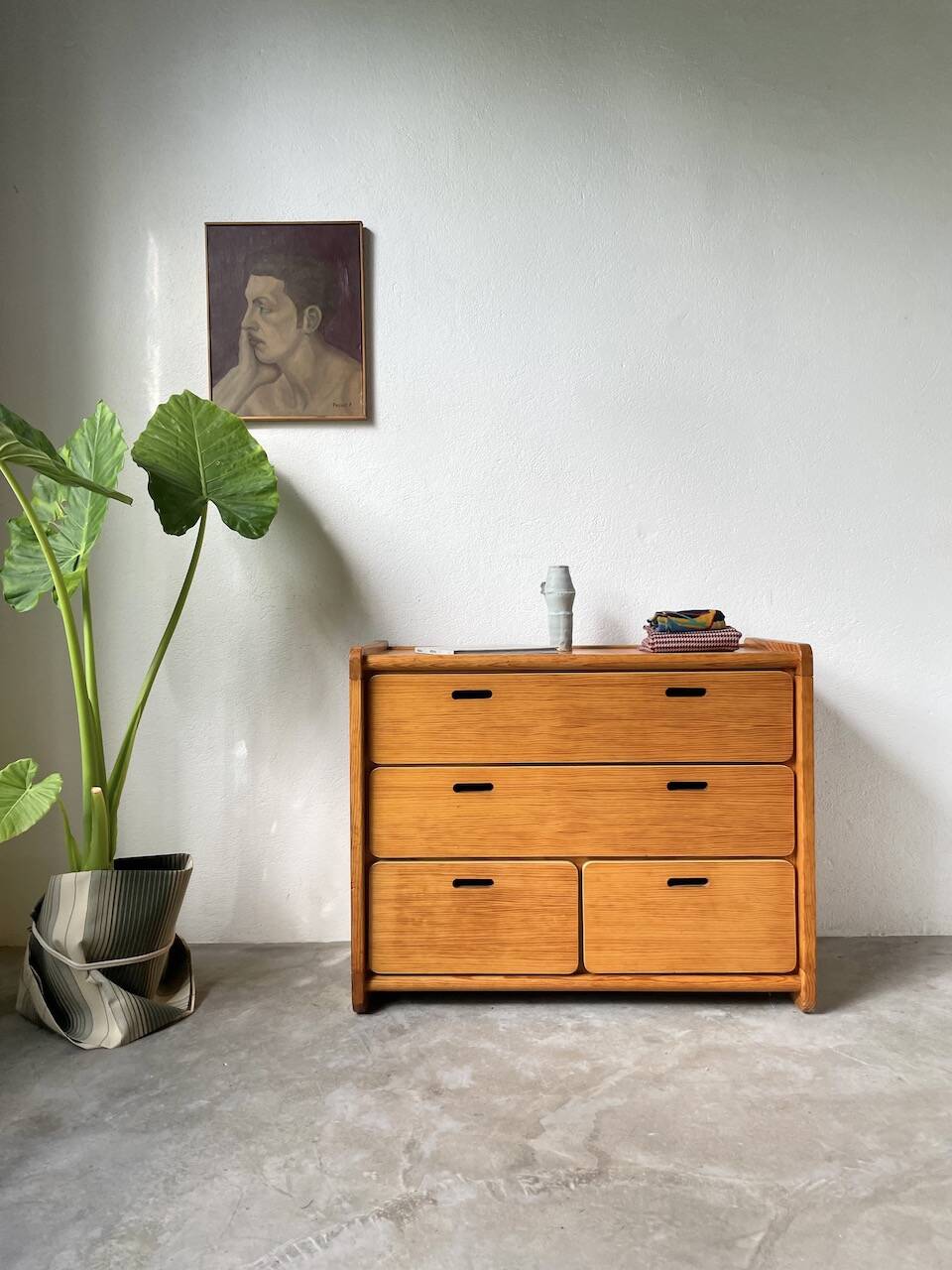 1980s pine chest of drawers