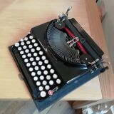 Typewriter Remington portable 3
