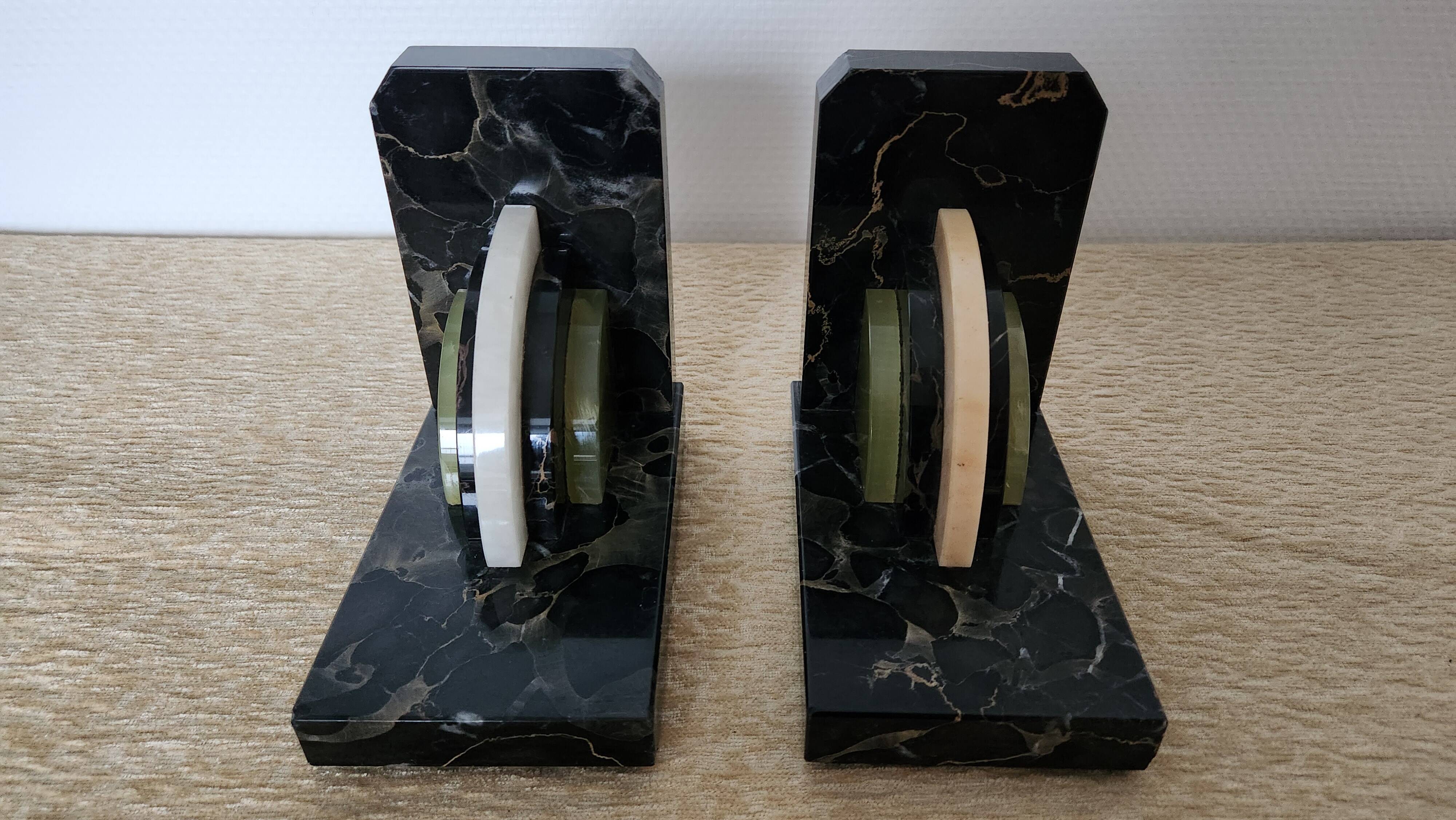 Art Deco pair of bookends in marble and green onyx – 1930s-1950s