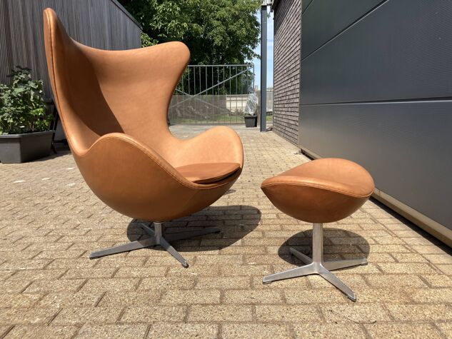 Fritz Hansen Egg Chair + Ottoman, Camel Cognac leder 1968 !!