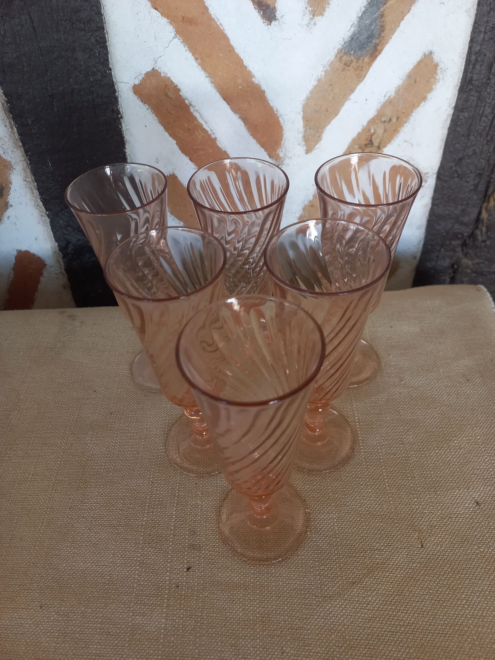 6 champagne flutes rosaline Arcoroc