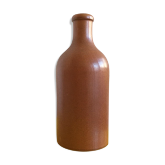 Bottle in Brown sandstone of 0.5 litre capacity