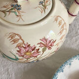 Théière en terre de fer polychrome K&G Luneville Bleuet