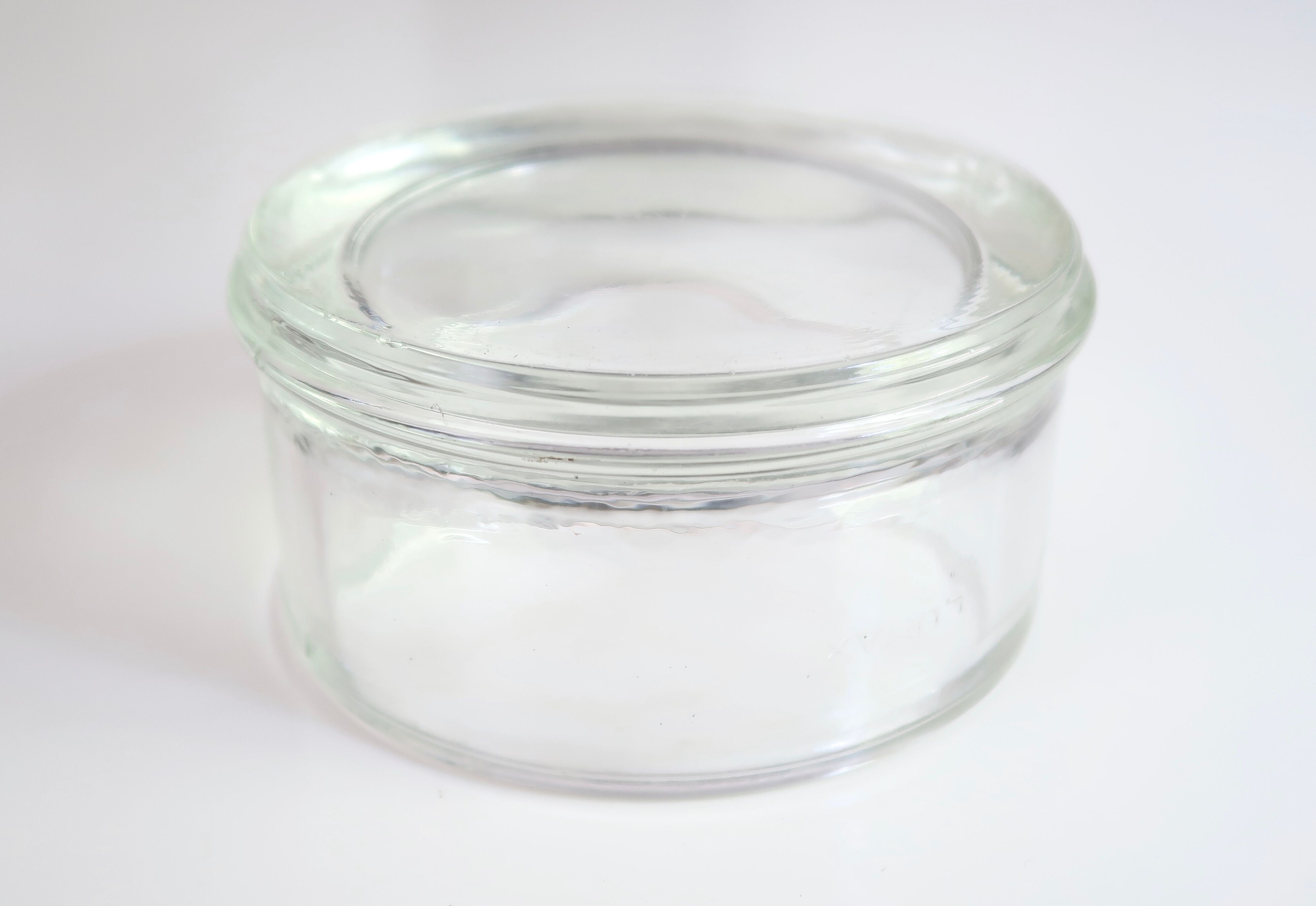 Lumax tempered glass round ashtray, 50s
