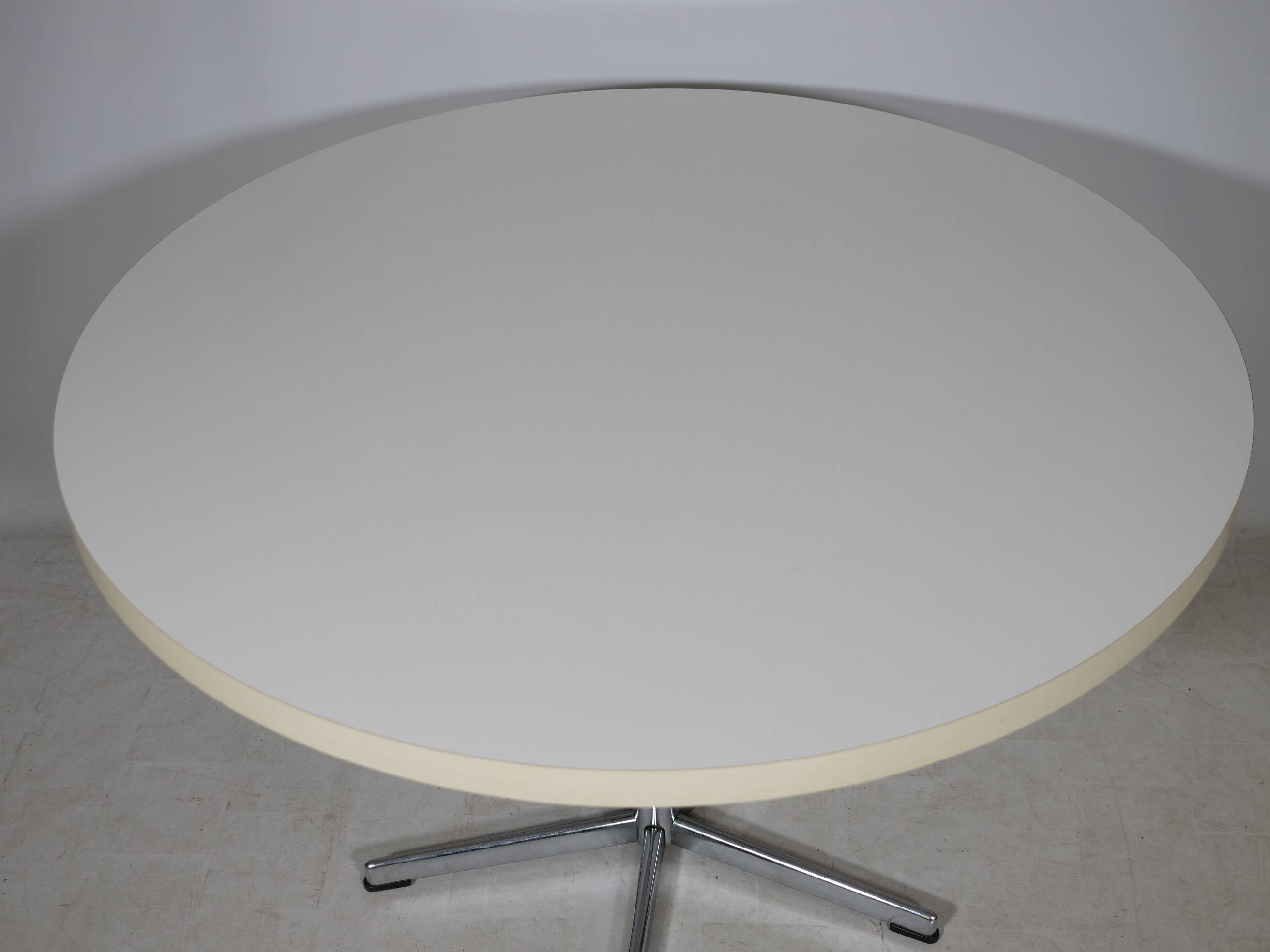 Table à manger Space Age par EMU, années 1970