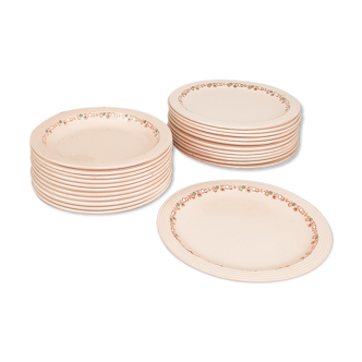 Betty Longwy Service - Hollow Plates