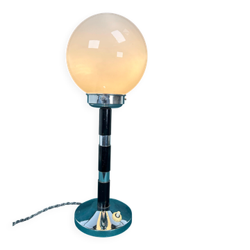 Bauhaus table lamp