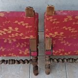 Paire de chaises Louis XIII en noyer