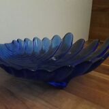 Trinket bowl in blue glass king in the shape of a leaf