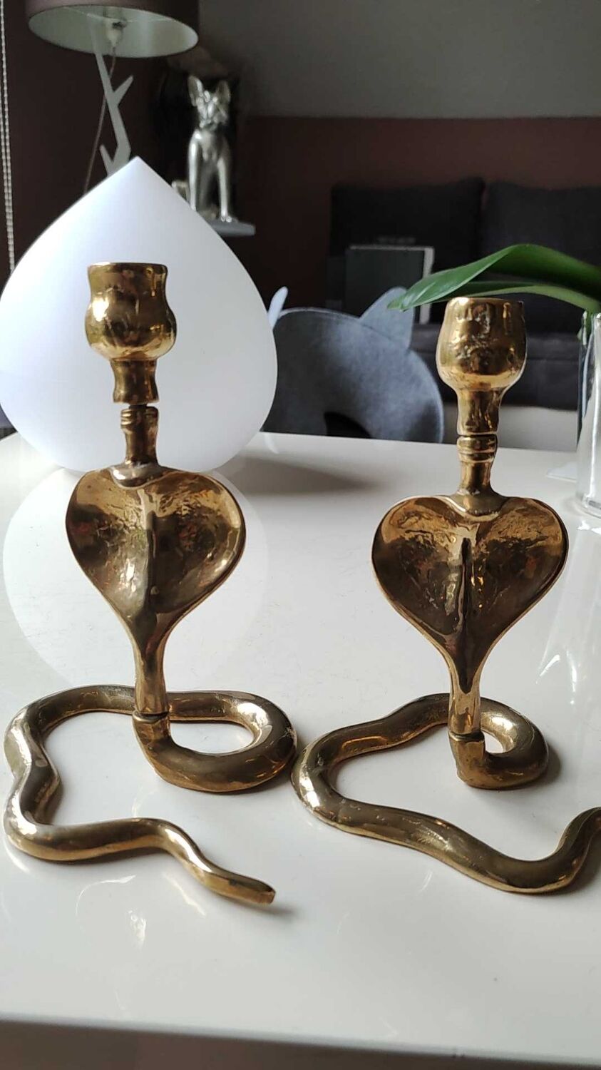 Pair of Zoomorphic candlesticks cobras, brass. Art Deco