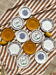 Ensemble de douze assiettes à dessert vintage dépareillées