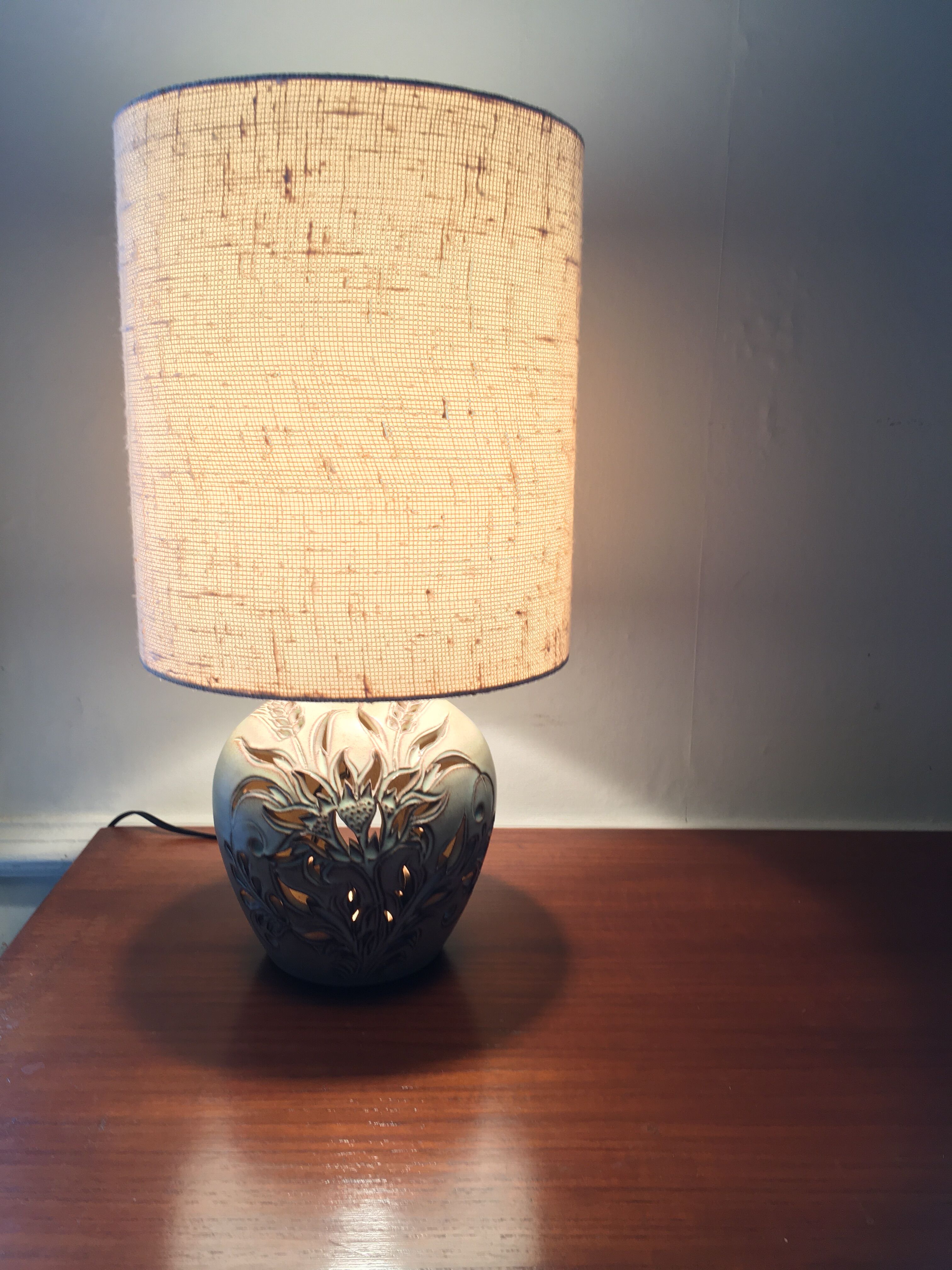 Fonck lamp and Matéo Vallauris ceramic open