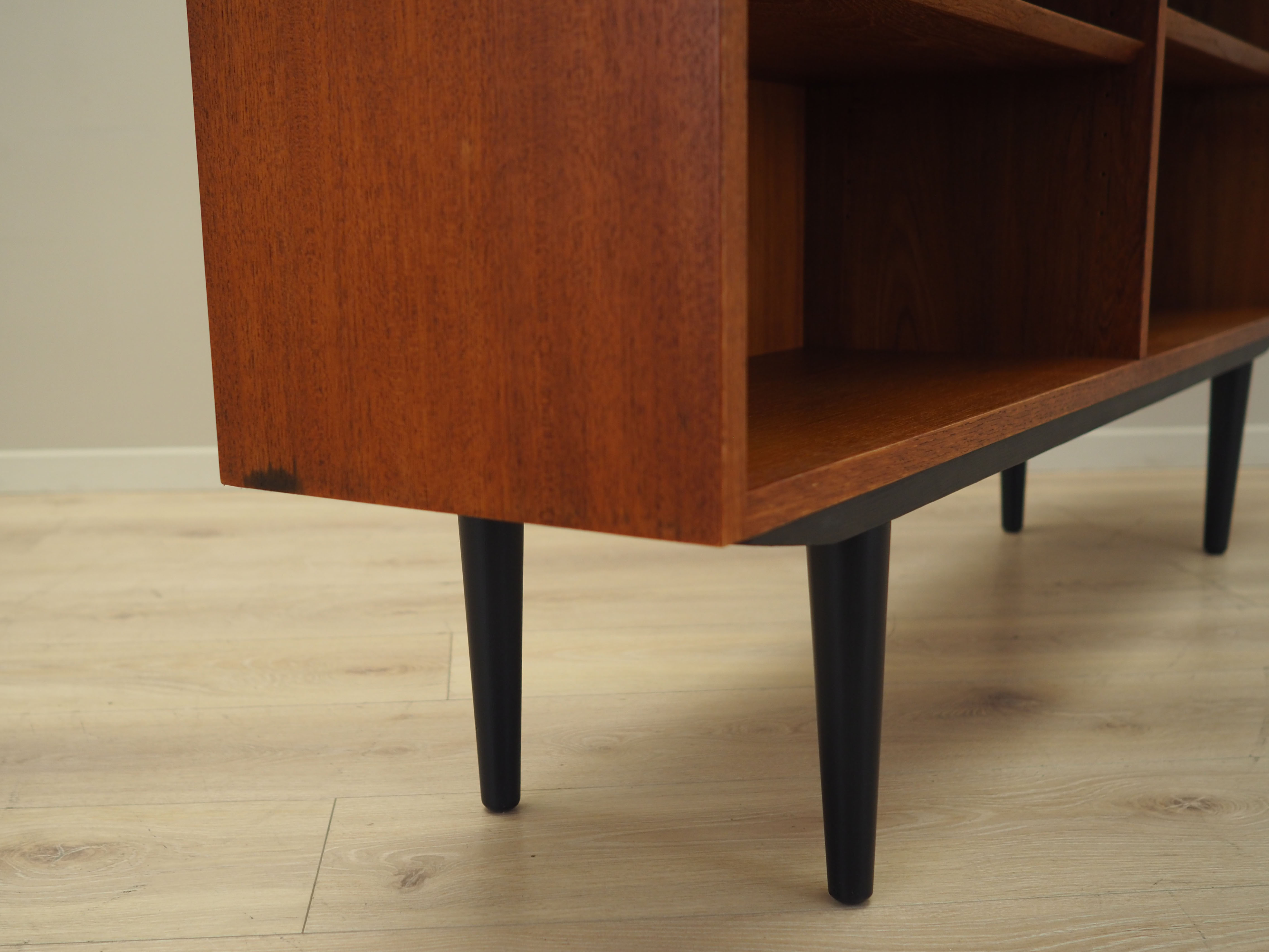 Teak bookcase danish design 1970s by Hundevad & Co