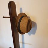 60s totem coat rack