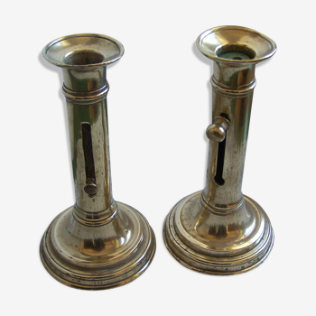 Candlesticks with pushers